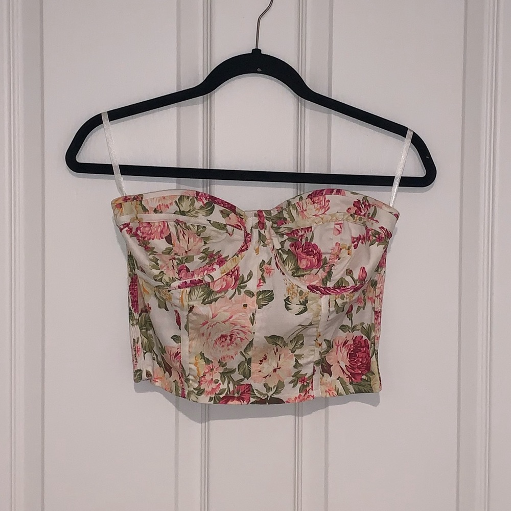 Sleeveless top